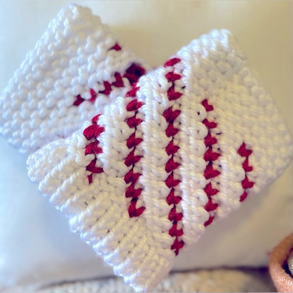 Hand Crafted Knit Spiral Heart Fingerless Gloves Valentine’s Gift Typing Gloves - Picture 2 of 4